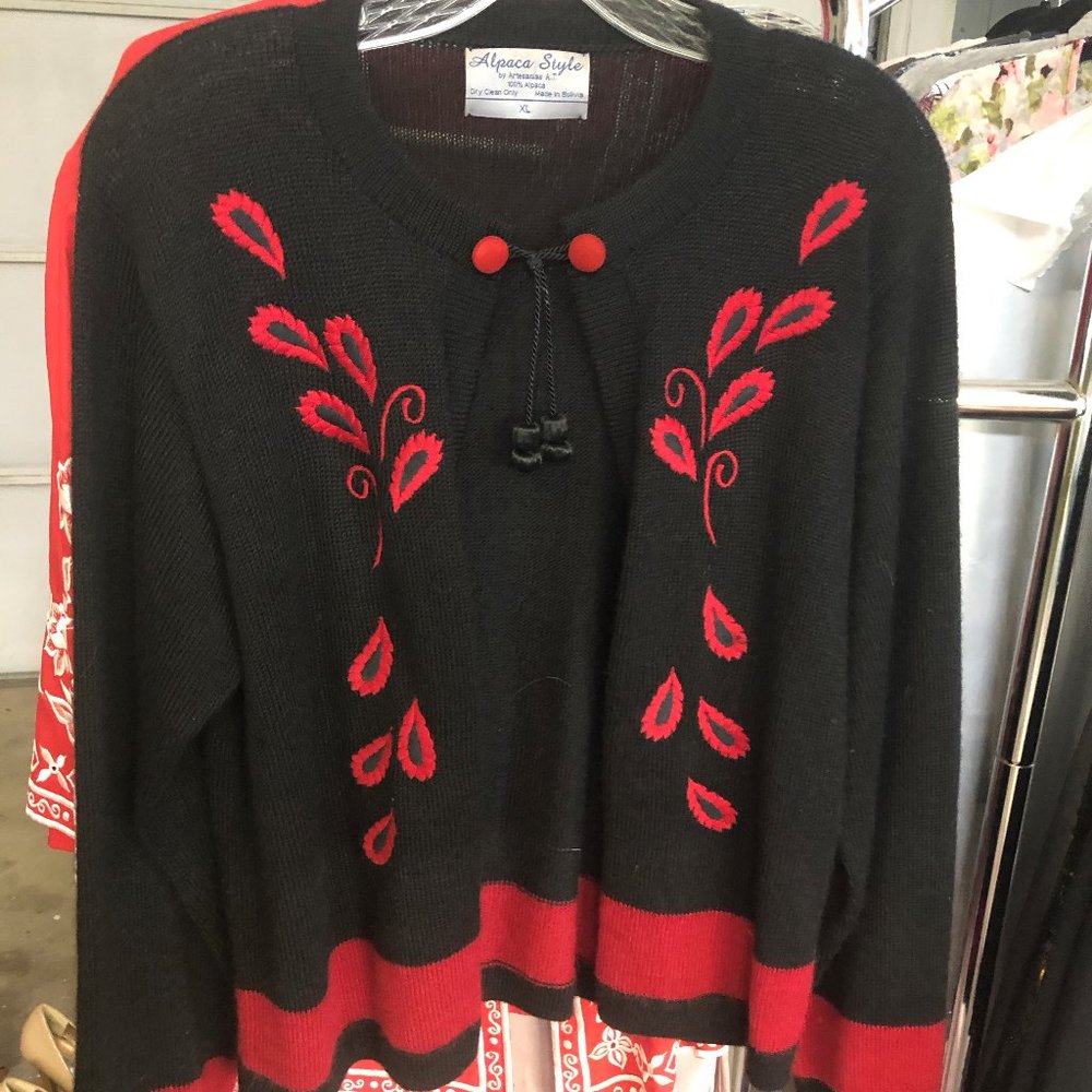 Vintage Alpaca Style Sweater. 100% Alpaca wool. XL